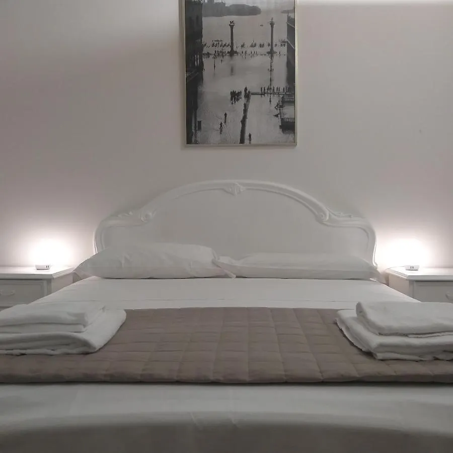Locazione Turistica Gioia Bed & Breakfast Padova 0*,  Italy