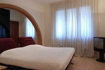 Locazione Turistica Gioia Bed & Breakfast Padova 0*,  Italy
