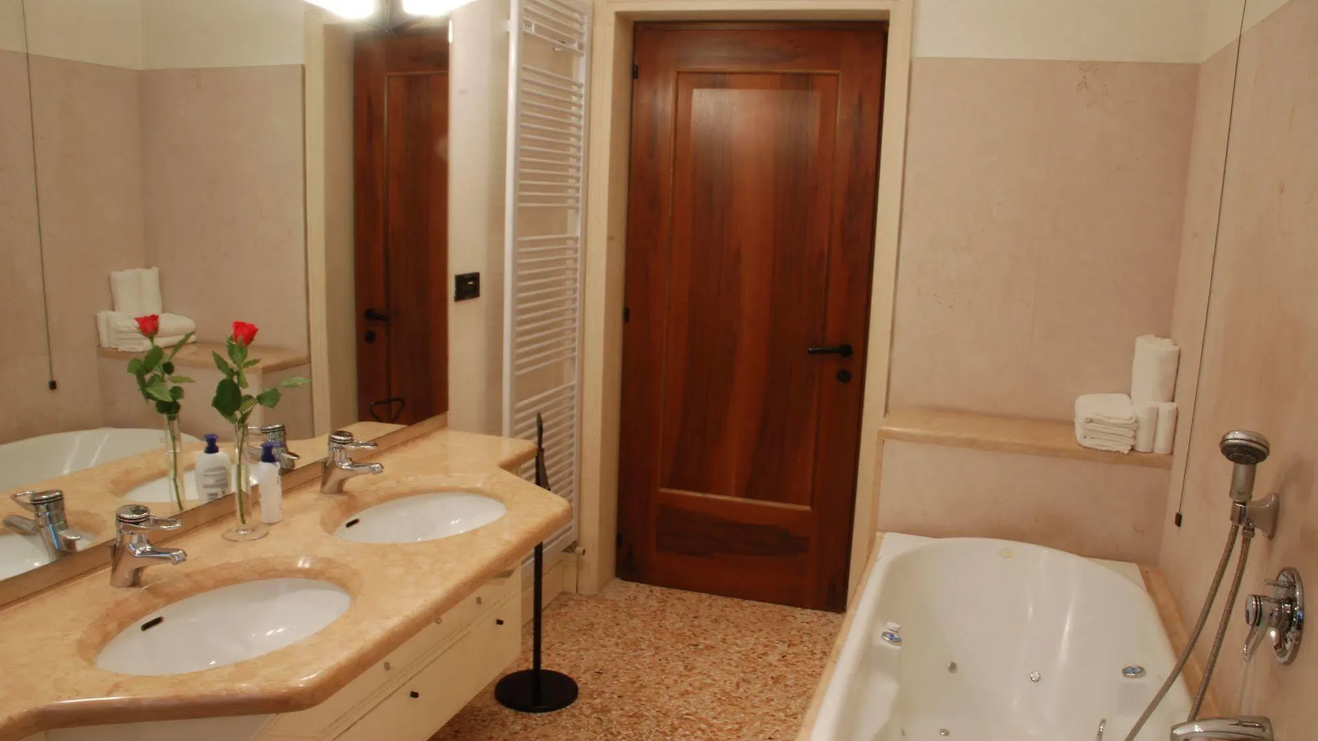 Locazione Turistica Gioia Bed & Breakfast Padova